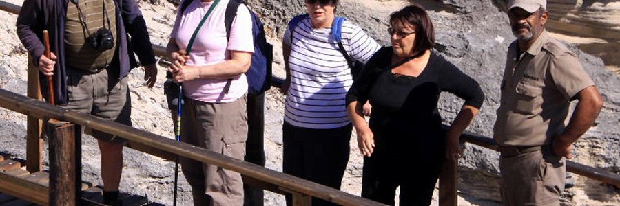 â€œHikersâ€ on the Duiwelsgat Hiking Trail during an investigating hike. (Photo: Johan Pieterse - Studio Jo-Signs)